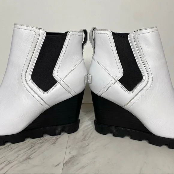 Sorel Joan Uptown White Leather Chelsea Wedge Heel Boot 1/2